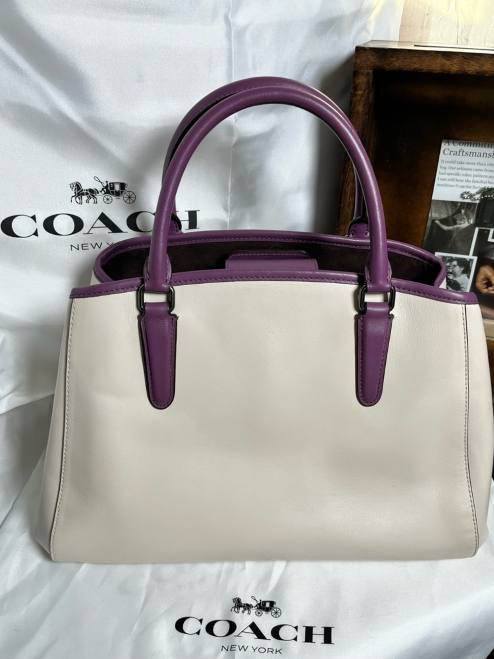 *** SOLD under Unlisted *** Coach Margot Floral Tote w/ Wallet - Picture 2 of 13